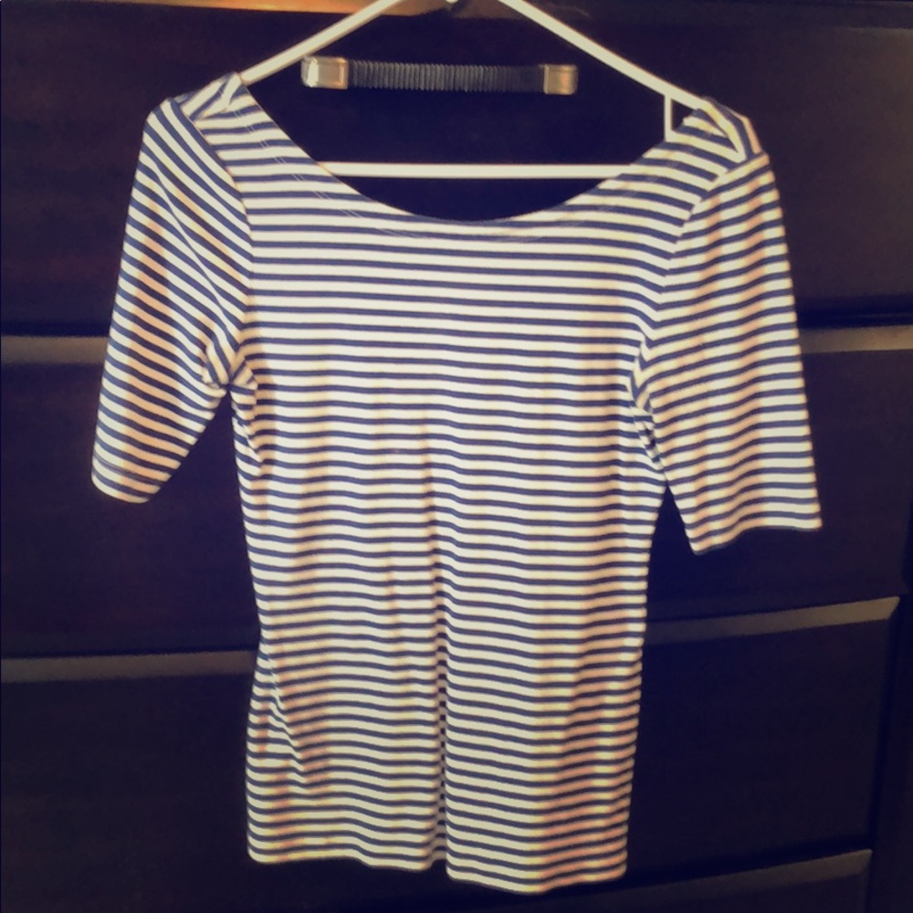 Stipped scoop neck t-shirt